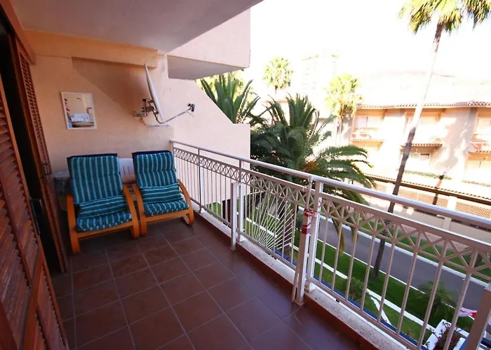 Appartamento Two Bedroom In Beachfront Complex With Pool In Playa De Américas.