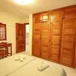 Two Bedroom In Beachfront Complex With Pool In Playa De Americas. Apartman Playa de las Américas