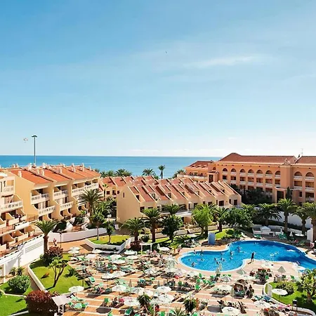 Two Bedroom In Beachfront Complex With Pool In Playa De Americas. Playa de las Americas (Tenerife)