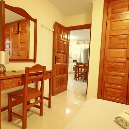 Two Bedroom In Beachfront Complex With Pool In Playa De Americas. * Playa de las Americas (Tenerife)